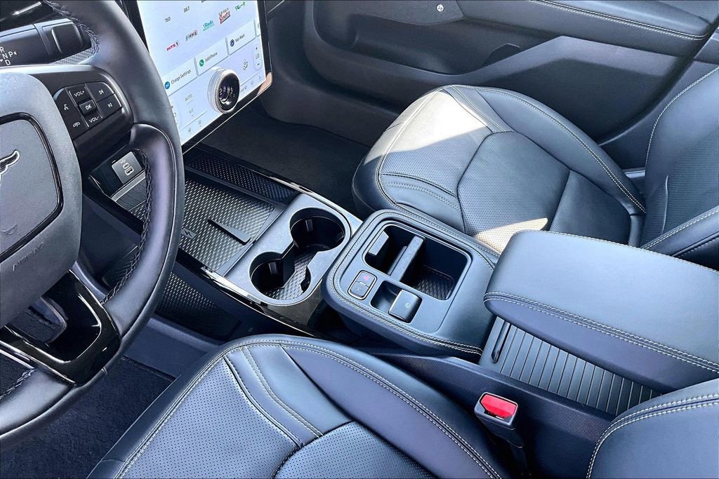 Used 2025 Ford Mustang Mach-E Premium AWD/4WD image 8