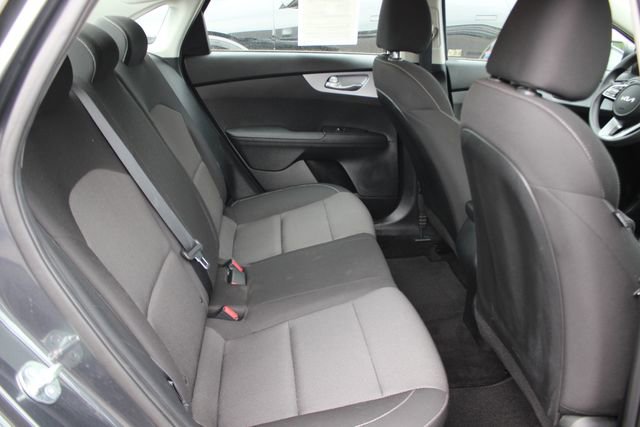 Used 2024 Kia Forte LXS w/ LXS Technology Package FWD image 27