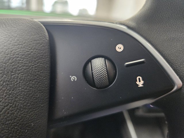 Used 2026 Tesla Model Y 2WD image 25