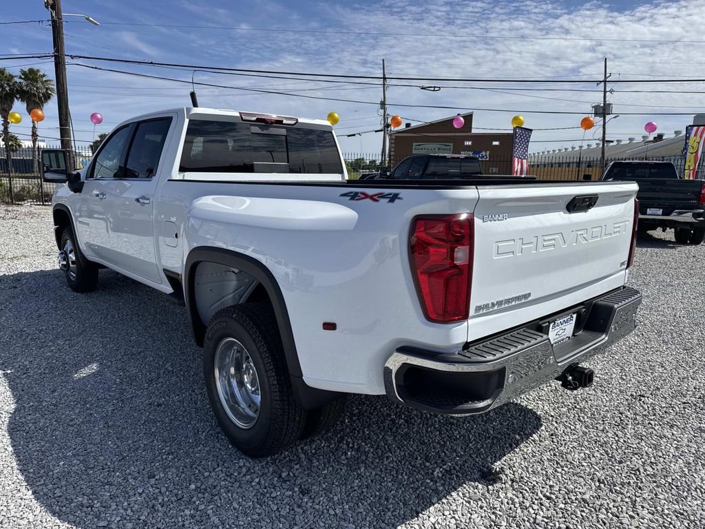 New 2026 Chevrolet Silverado 3500 LTZ w/ LTZ Plus Package AWD/4WD image 5