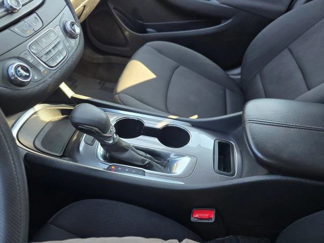 Used 2021 Chevrolet Malibu LT image 26