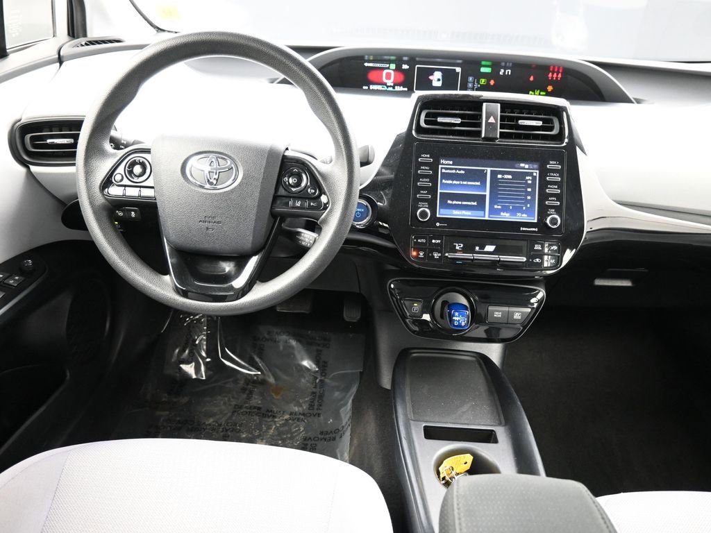 Certified 2022 Toyota Prius LE image 19