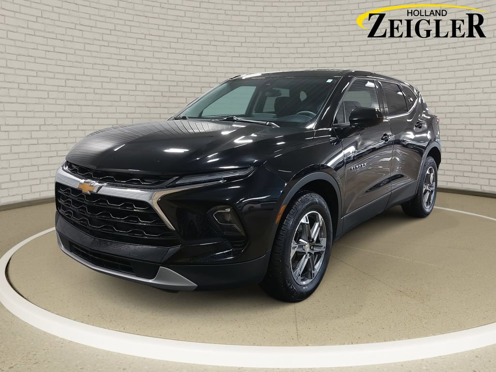Used 2023 Chevrolet Blazer LT w/ Driver Confidence Package image 1