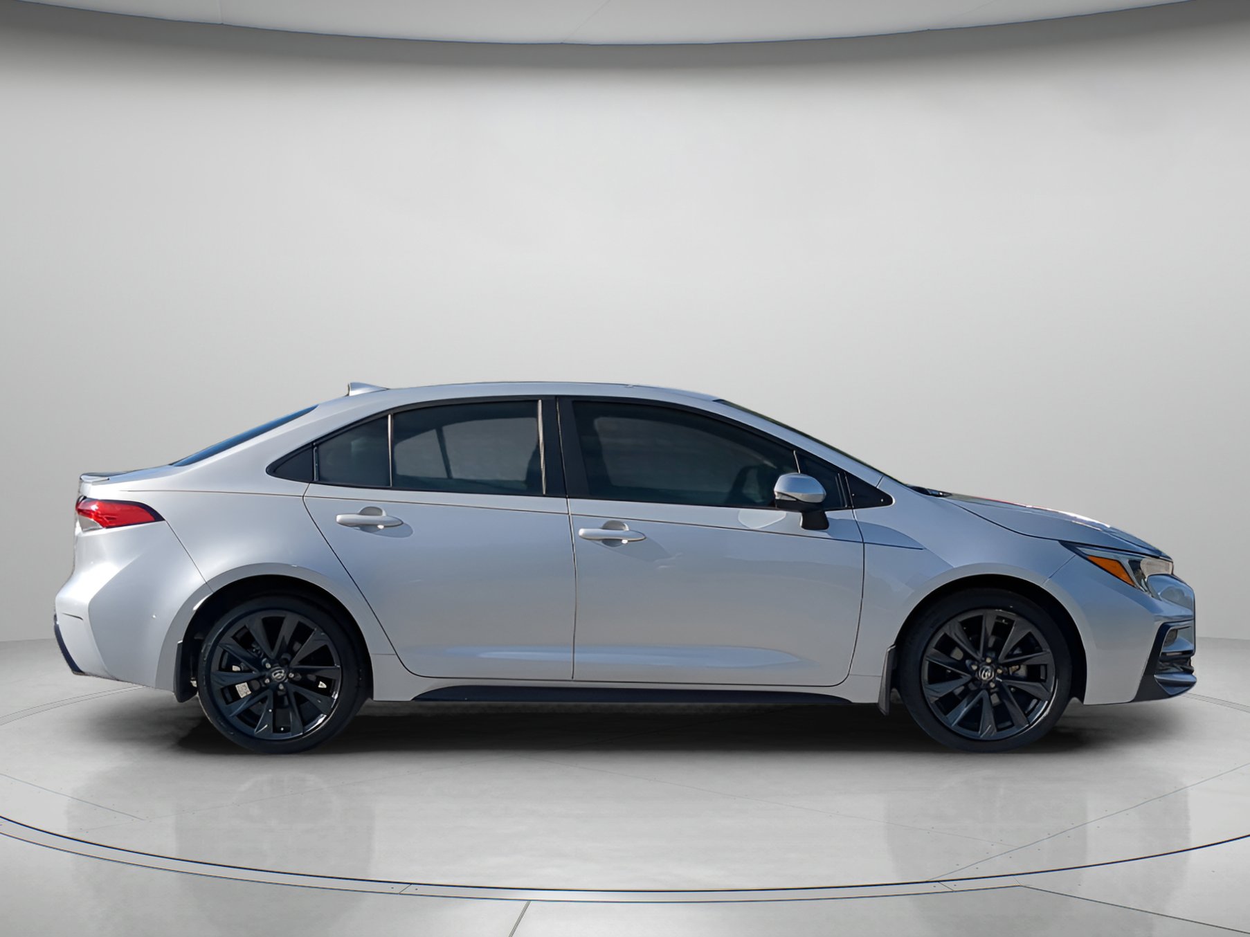 Used 2024 Toyota Corolla SE FWD image 5