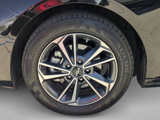 Used 2023 Kia Forte LXS FWD image 23