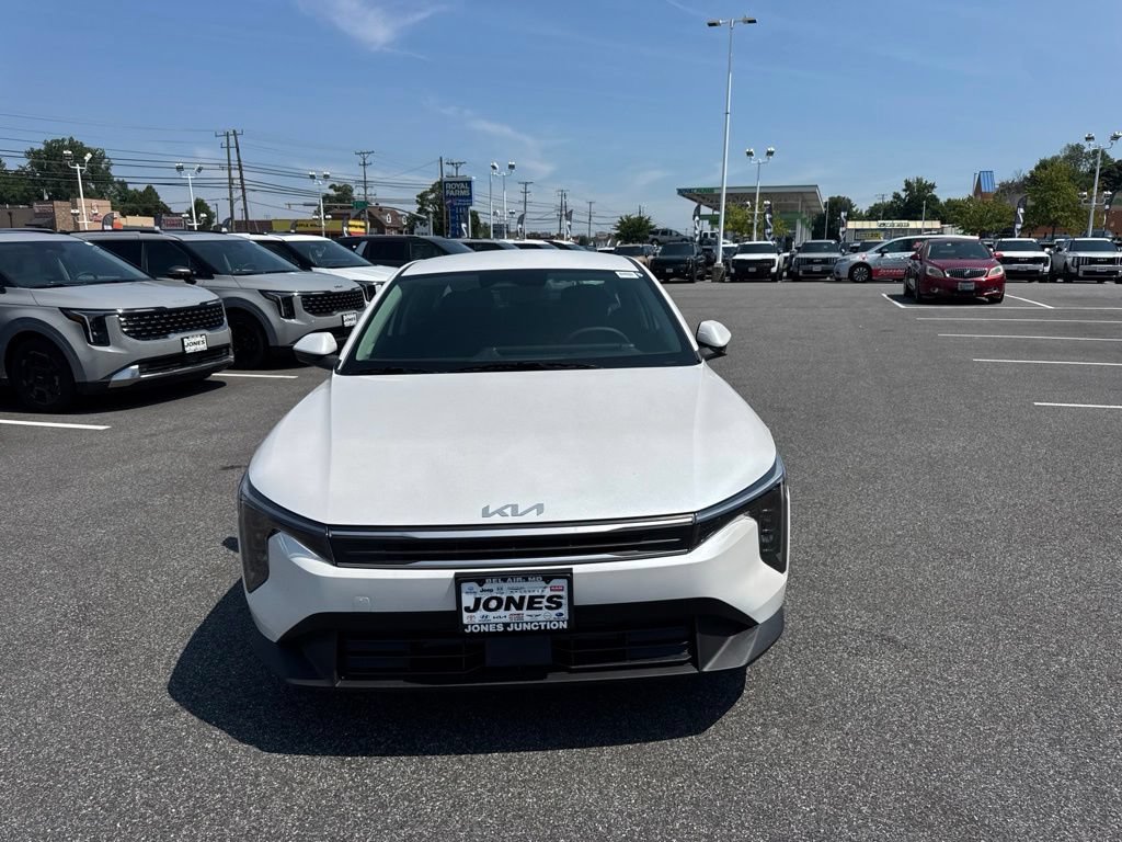 New 2026 Kia K4 FWD image 2
