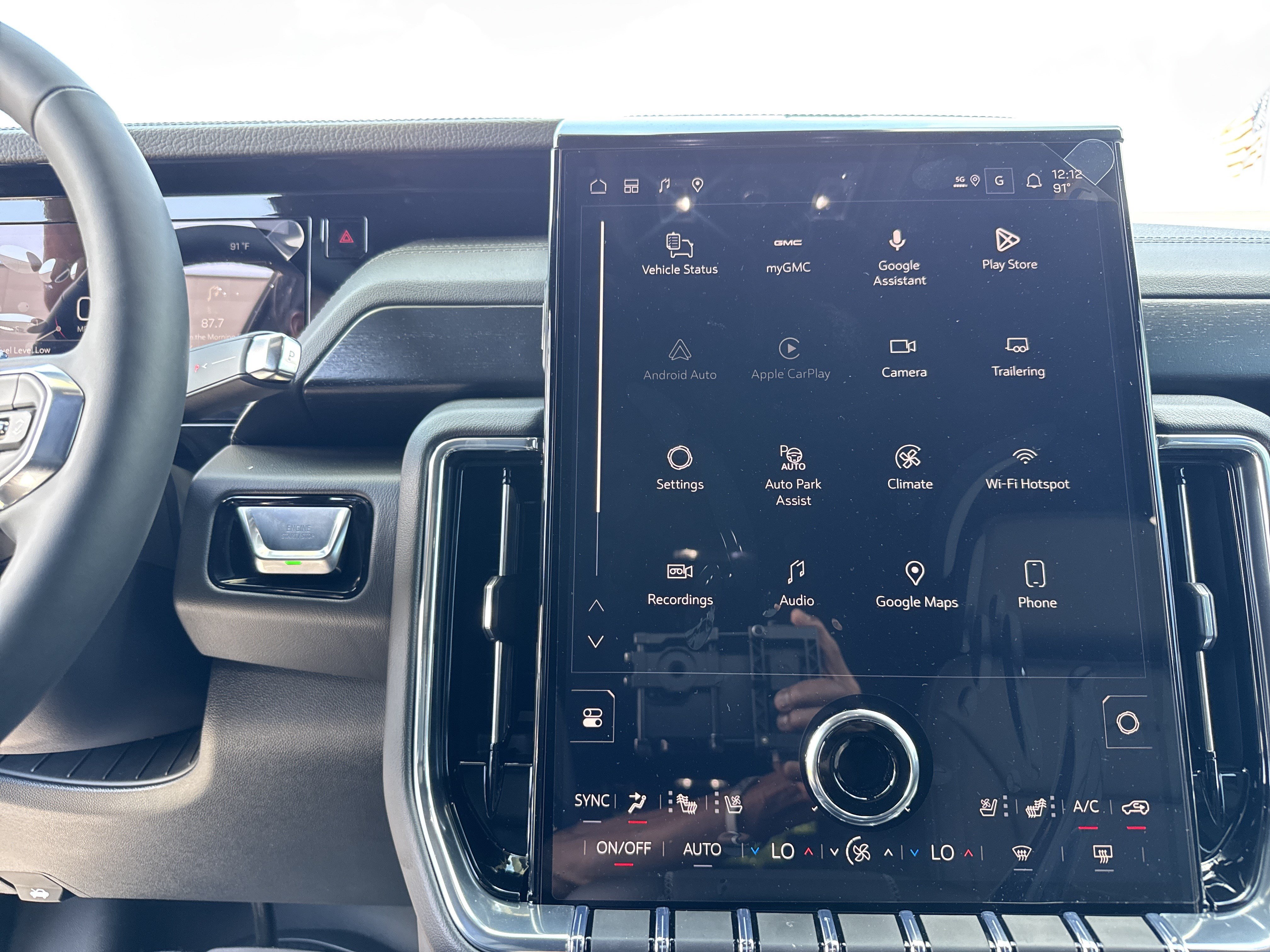 New 2026 GMC Yukon Denali AWD/4WD image 23