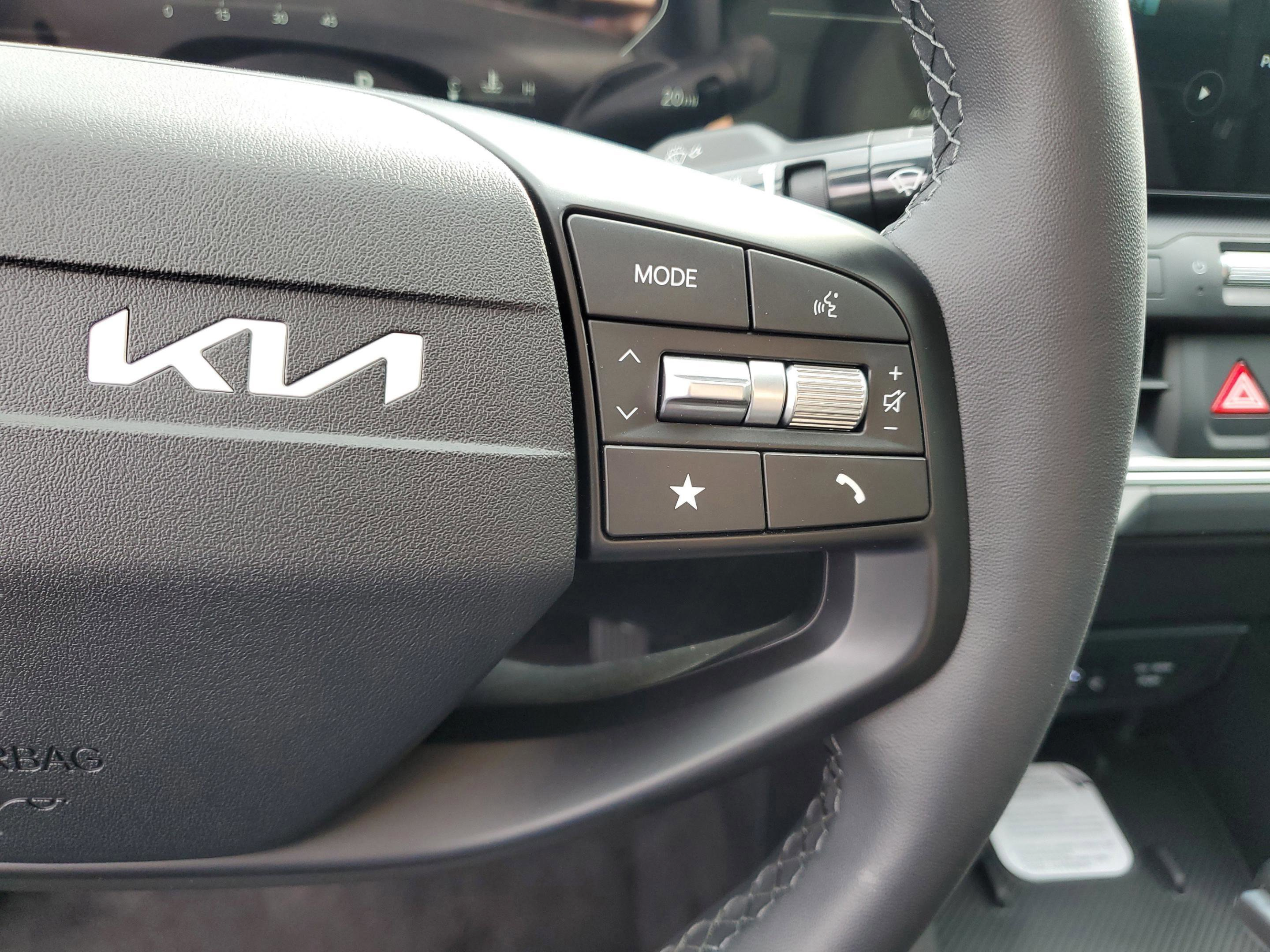 New 2025 Kia K4 EX FWD image 11