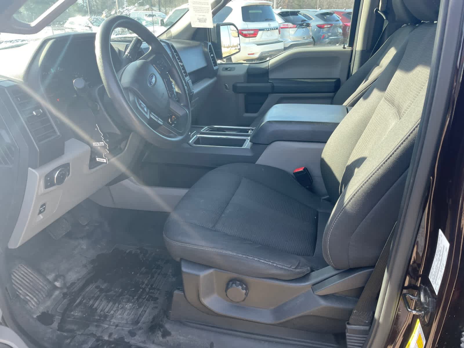 Used 2018 Ford F150 XL w/ Equipment Group 101A Mid AWD/4WD image 9