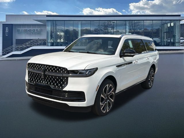 New 2027 Lincoln Navigator L Black Label AWD/4WD image 3