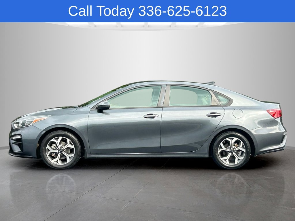 Used 2021 Kia Forte LXS FWD image 2