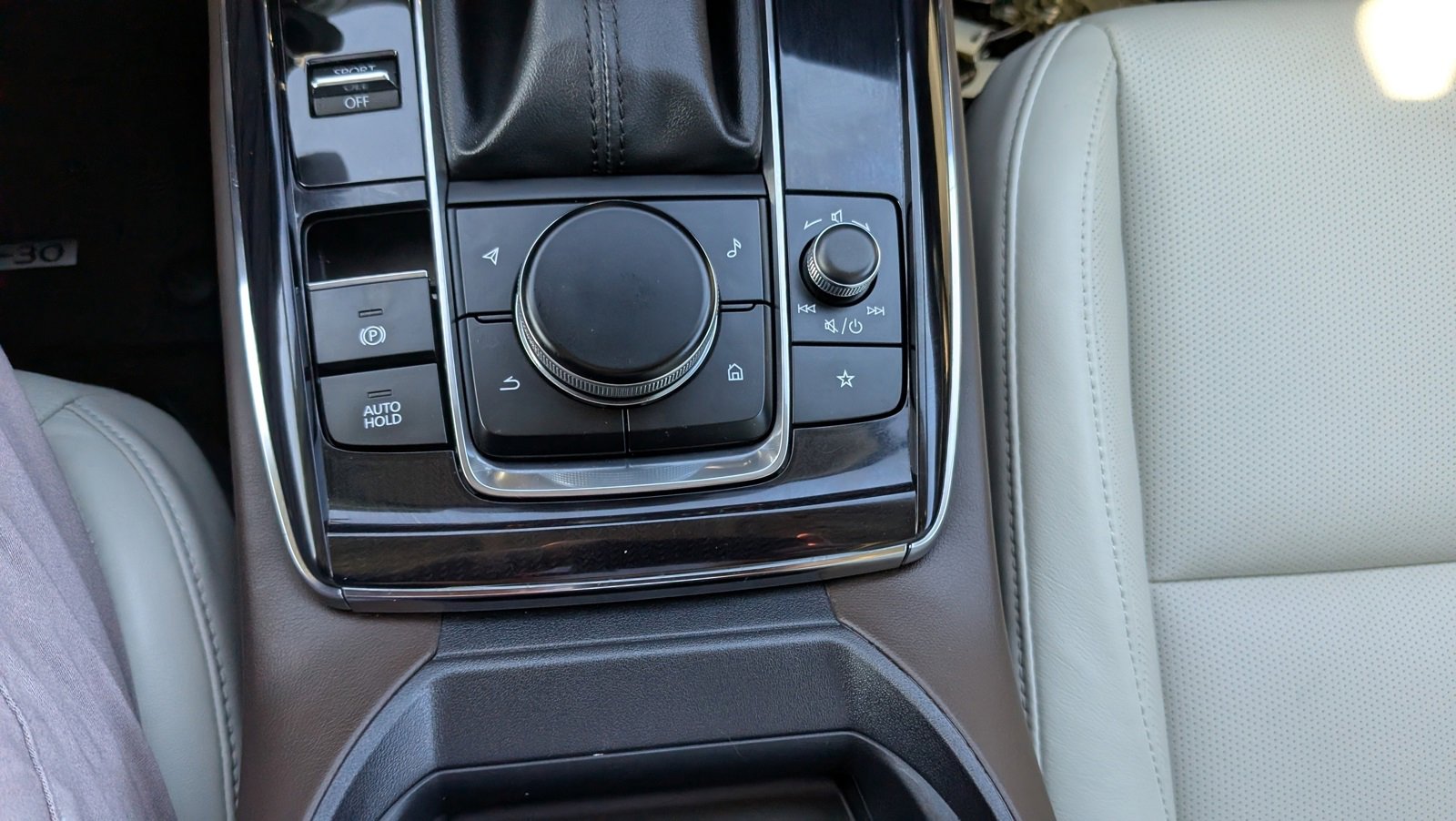 Certified 2025 MAZDA CX-30 AWD 2.5 S w/ Premium Package image 28