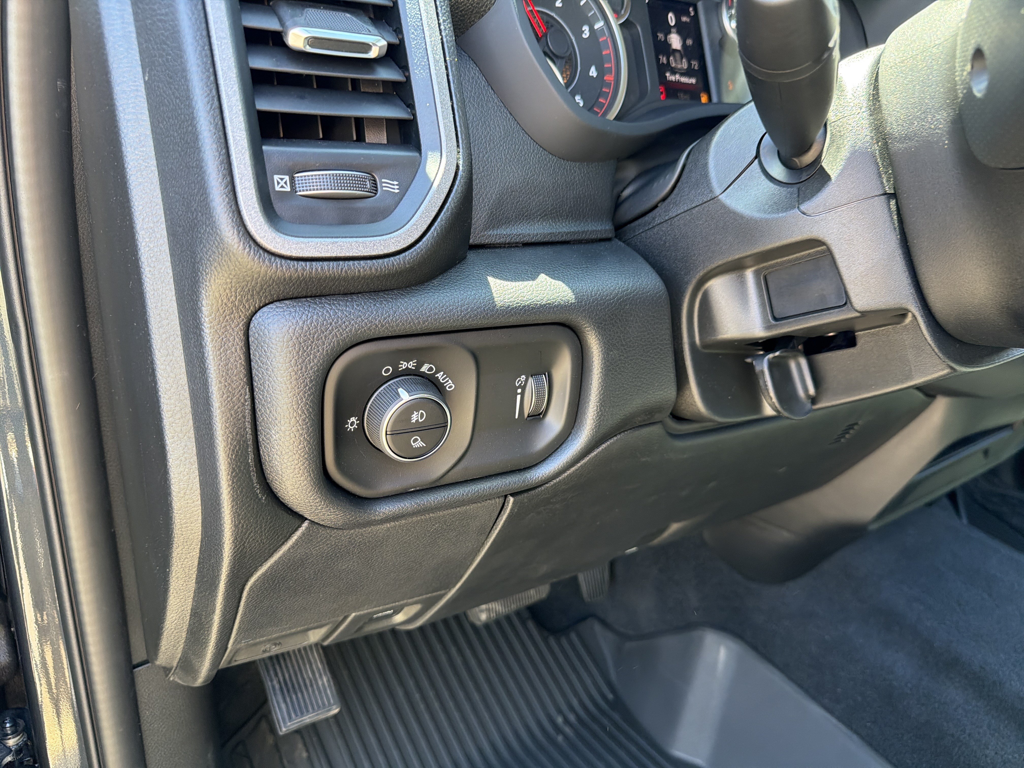 New 2026 RAM 2500 Warlock AWD/4WD image 18