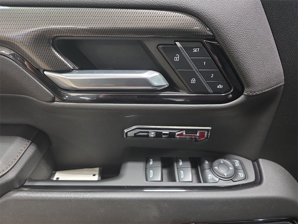 Used 2023 GMC Sierra 1500 AT4 w/ Technology Package image 30