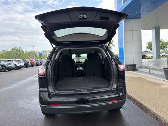 Used 2016 Chevrolet Traverse LT w/ Style and Technology Package FWD image 10