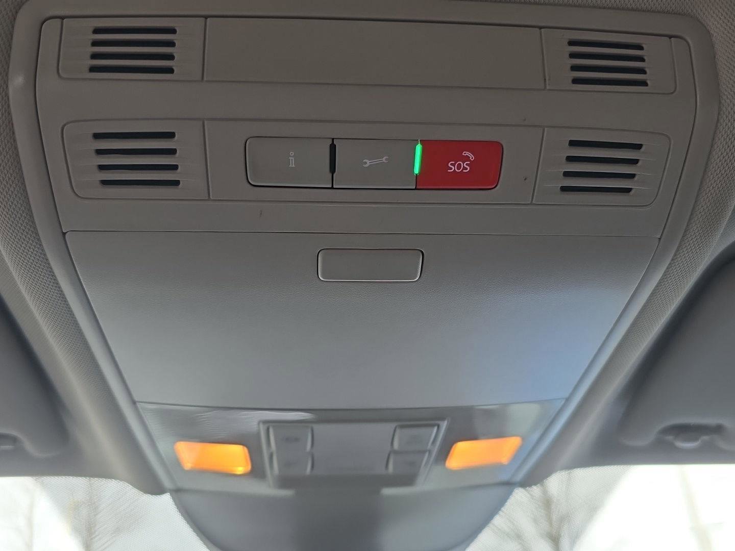 Used 2024 Volkswagen Taos SE image 14