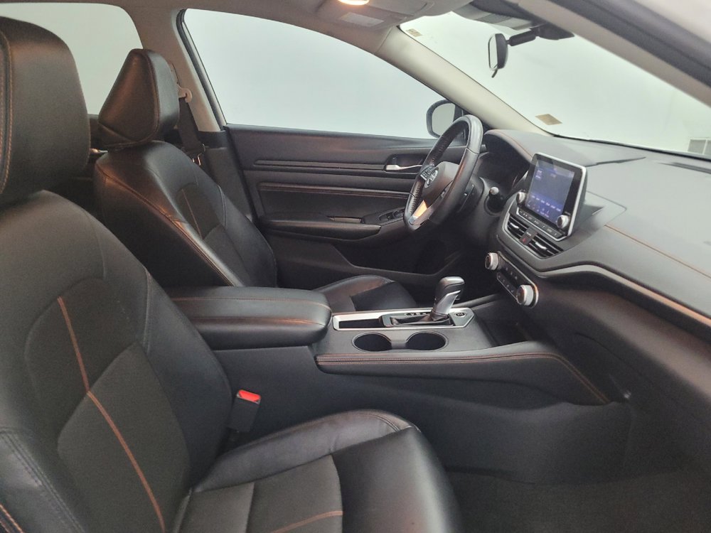 Used 2020 Nissan Altima 2.5 SR FWD image 21