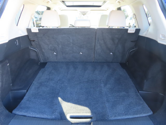 Used 2021 Nissan Rogue SV AWD/4WD image 33