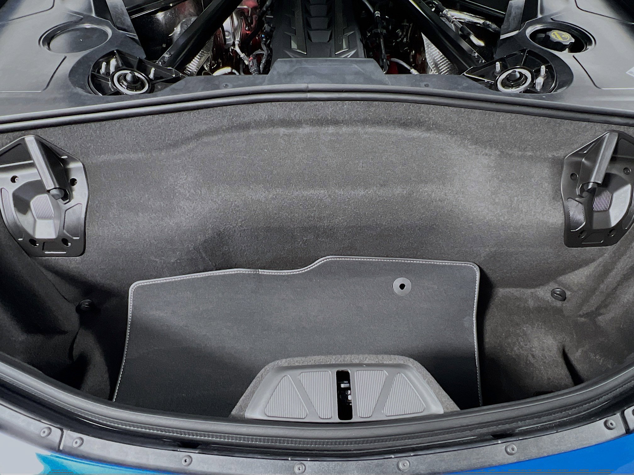 Used 2026 Chevrolet Corvette Stingray Coupe w/ 1LT image 32