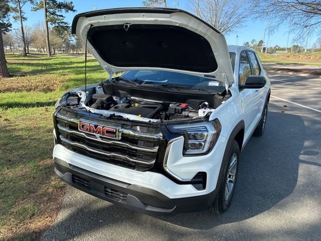 Used 2025 GMC Terrain Elevation image 19