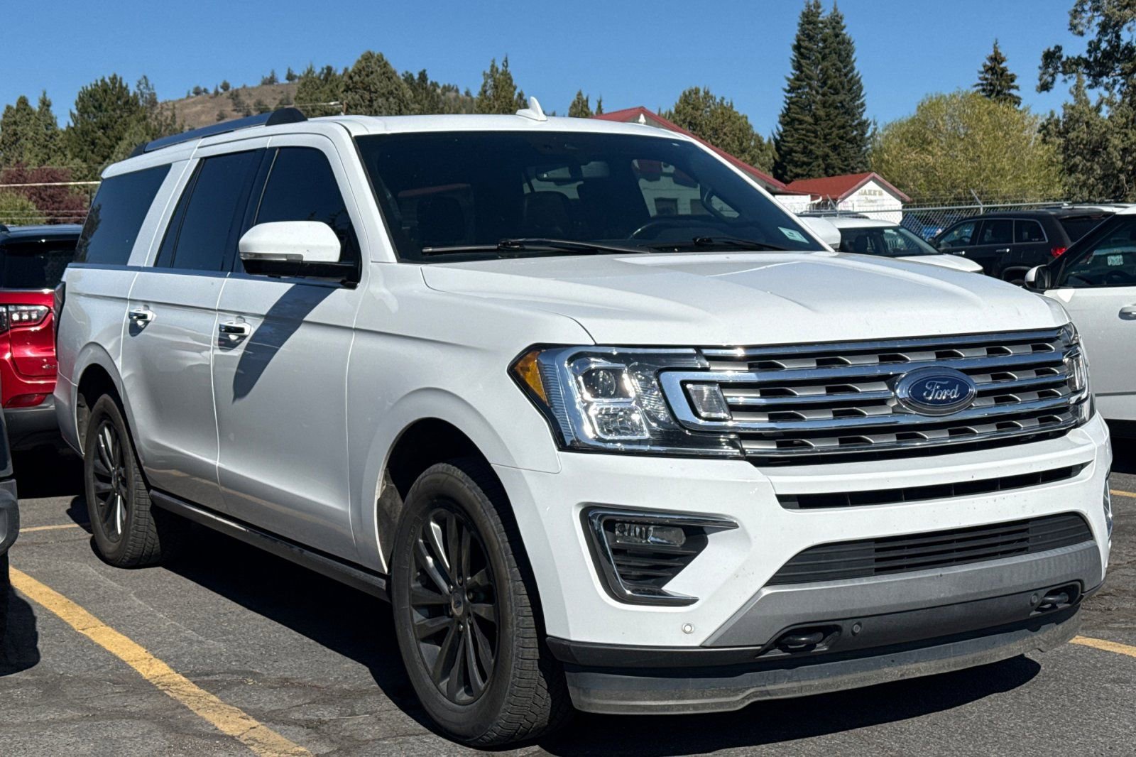 Used 2021 Ford Expedition Max Limited AWD/4WD image 2
