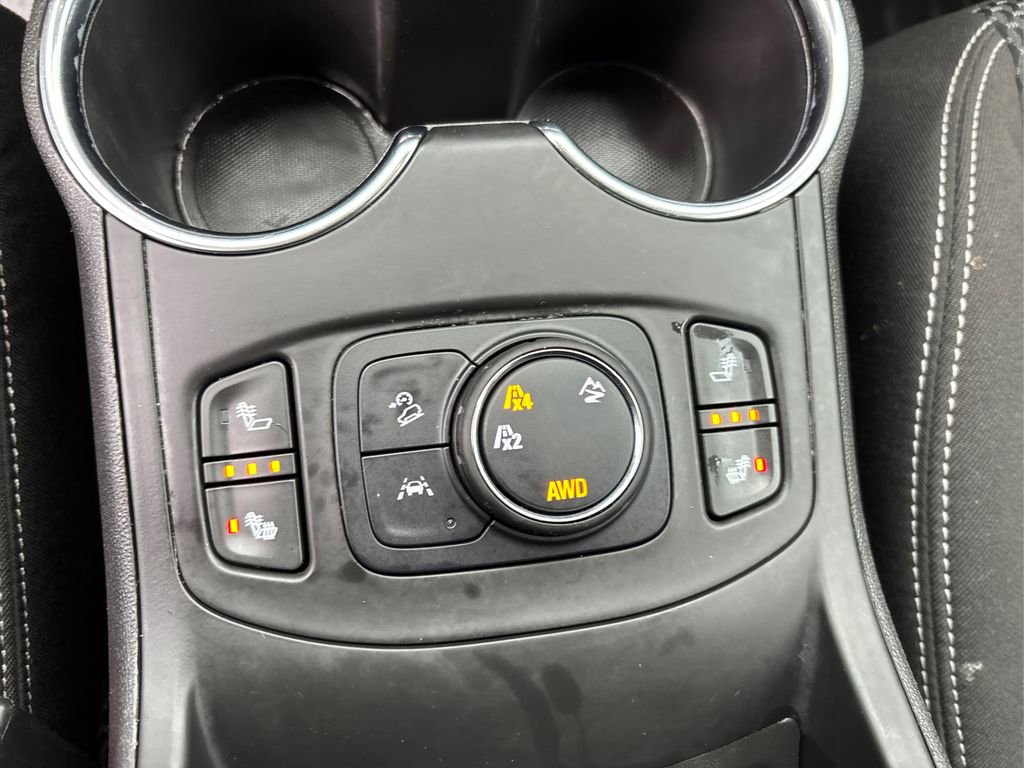 Used 2022 GMC Terrain SLE w/ Driver Convenience Package image 30