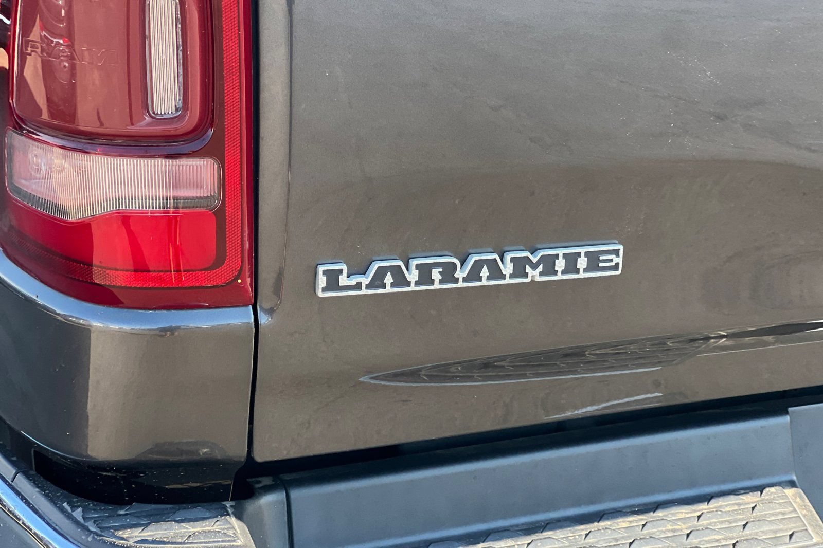 Used 2019 RAM 1500 Laramie AWD/4WD image 28