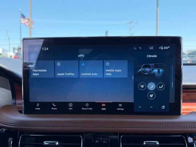 Used 2022 Lincoln Nautilus Reserve AWD/4WD image 28