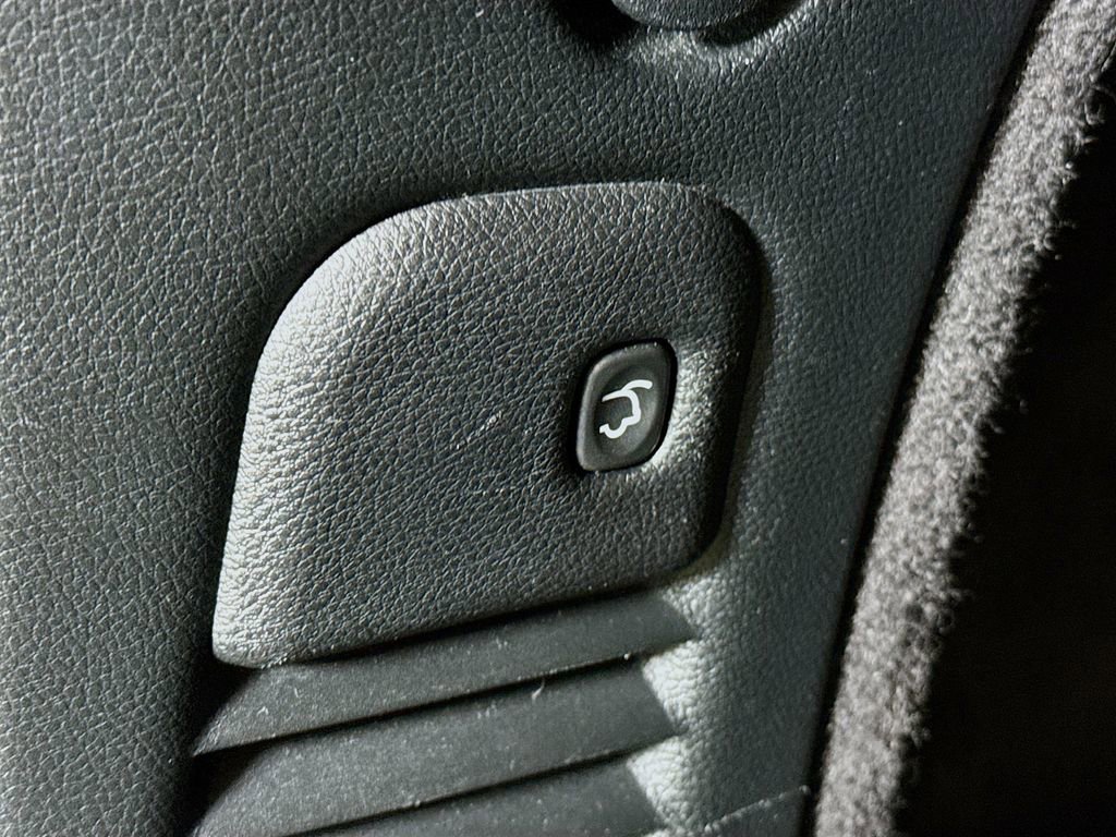 Used 2019 Dodge Durango GT image 31