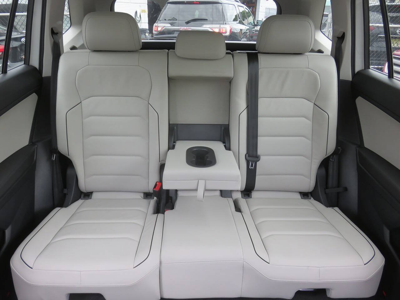 Used 2018 Volkswagen Tiguan SEL Premium AWD/4WD image 22