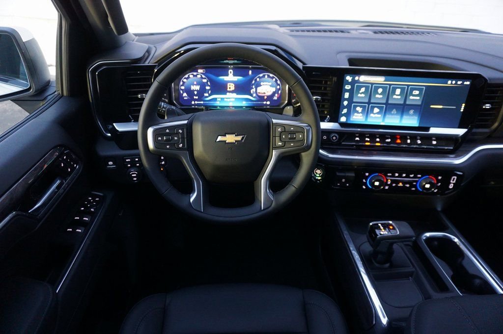 New 2026 Chevrolet Silverado 1500 LTZ w/ Z71 Off-Road Package image 12