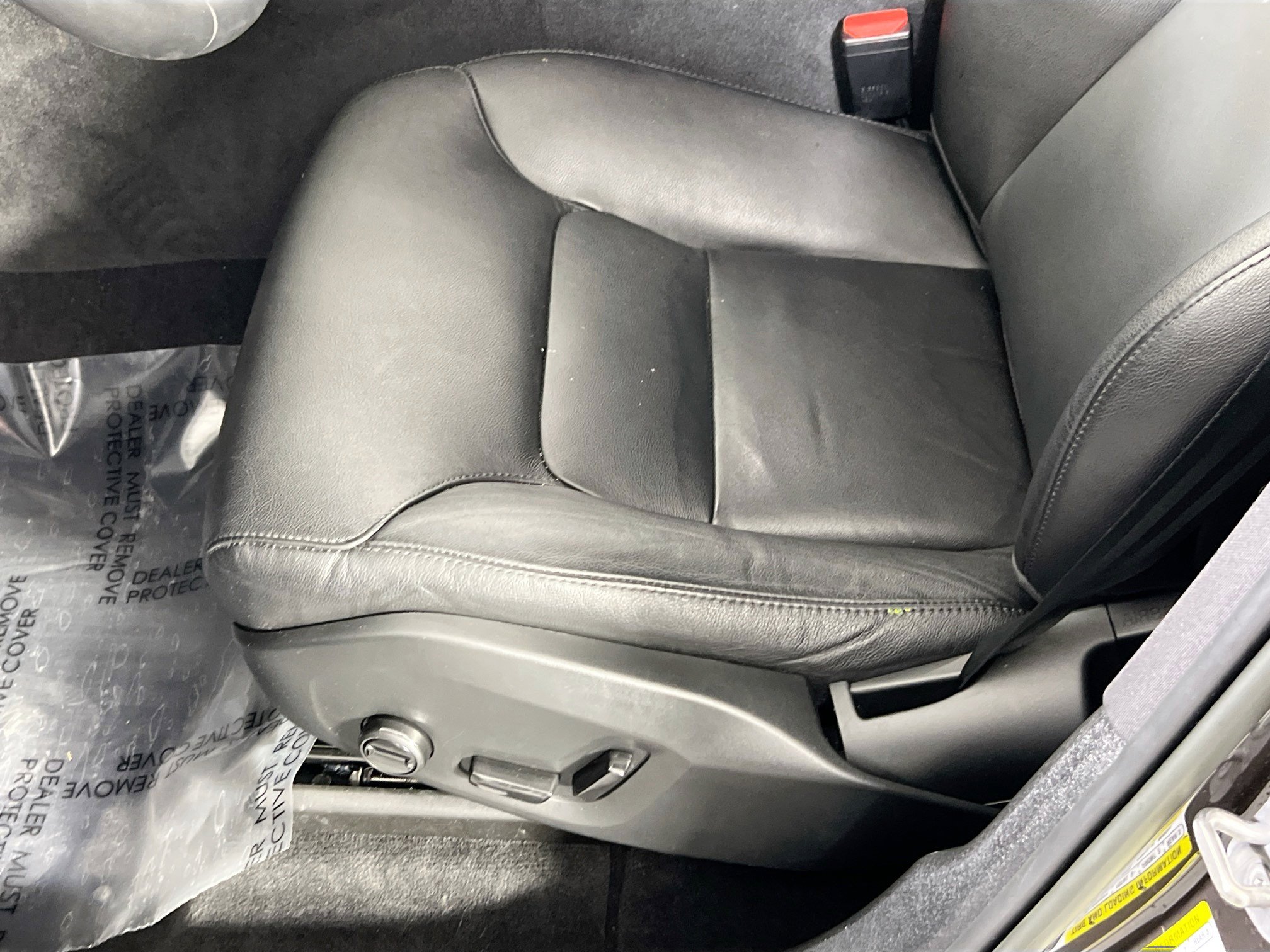 Used 2023 Volvo XC60 B5 Core w/ Protection Package Premier image 19