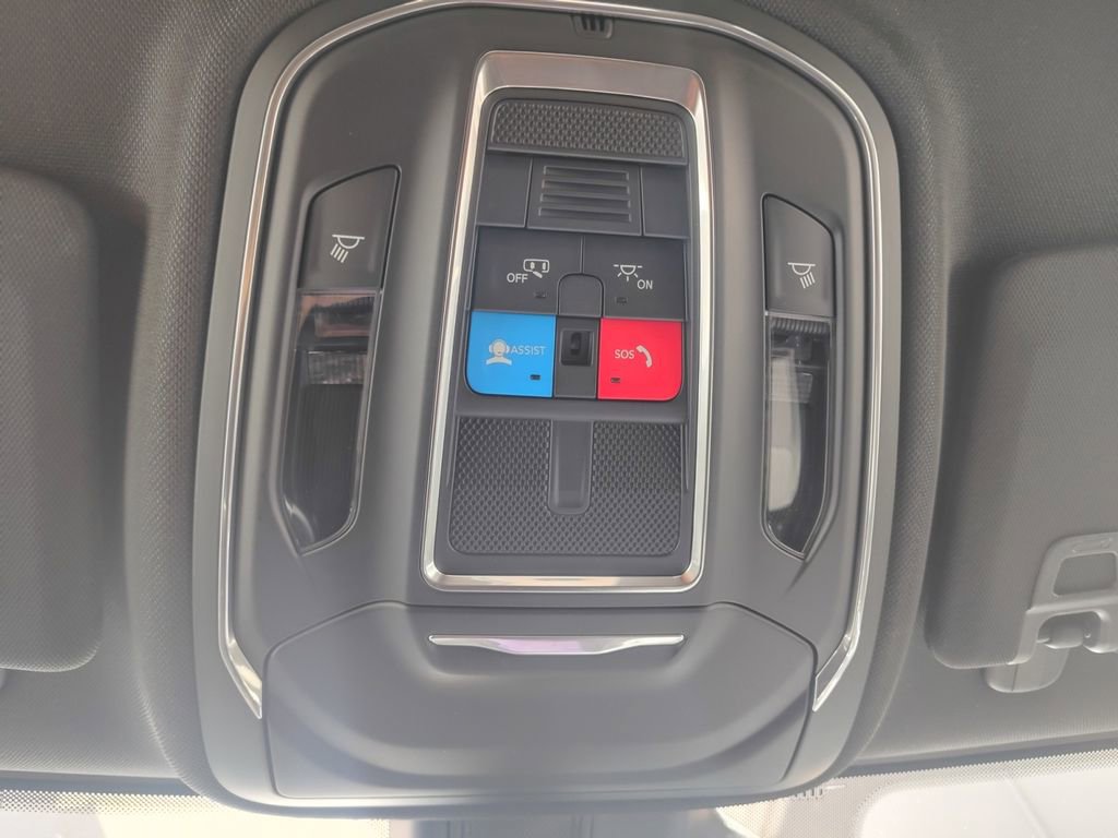 New 2026 Jeep Grand Cherokee Laredo RWD image 7