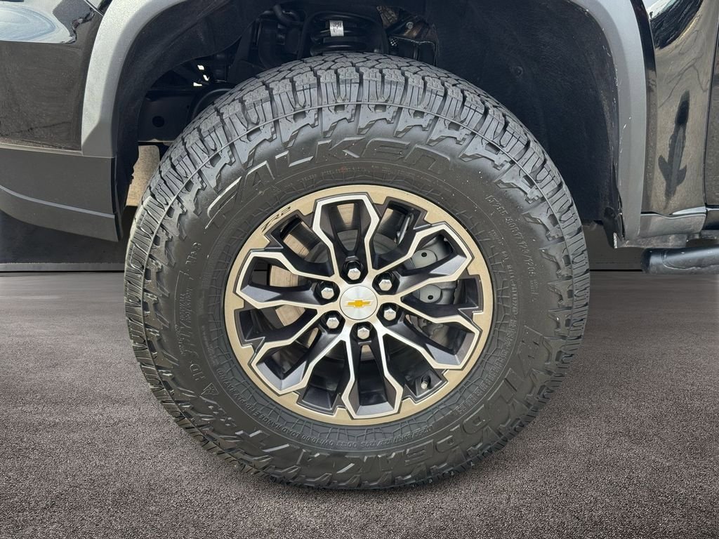 Used 2022 Chevrolet Colorado ZR2 AWD/4WD image 8