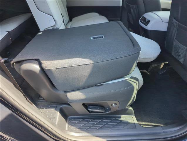 Used 2025 Hyundai Palisade SE FWD image 26