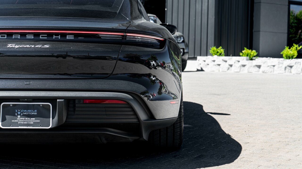 Used 2021 Porsche Taycan 4S AWD/4WD image 10