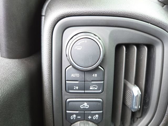 Used 2020 Chevrolet Silverado 1500 Custom w/ Custom Value Package image 9