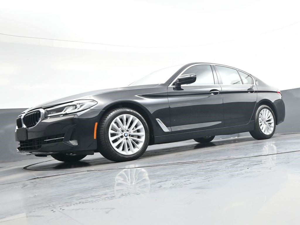 Used 2023 BMW 530i xDrive w/ Premium Package AWD/4WD image 32