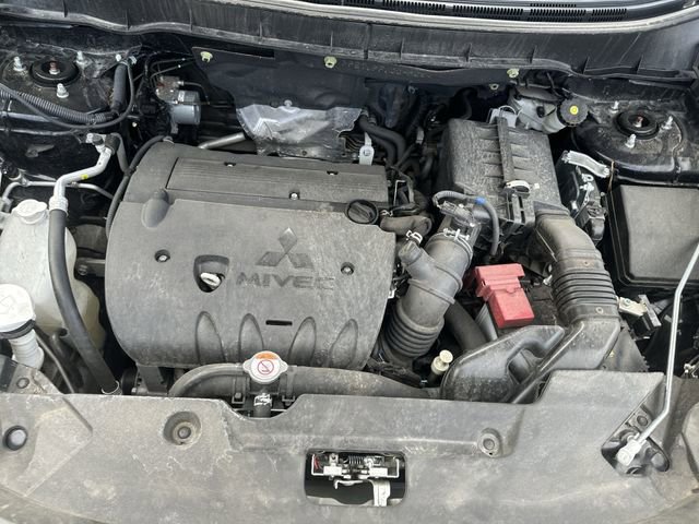 Used 2025 Mitsubishi Outlander Sport SE AWD/4WD image 19