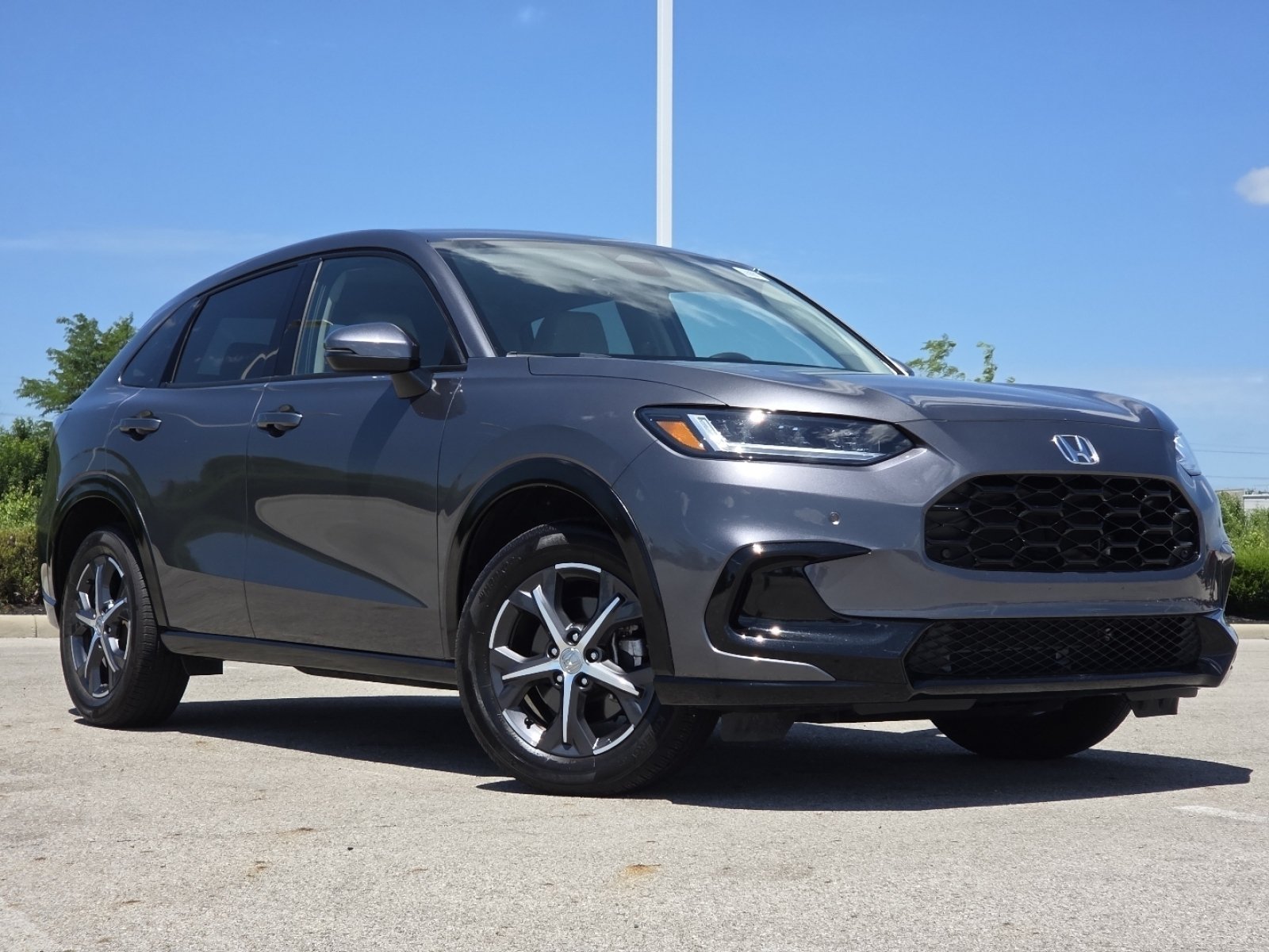 Used 2025 Honda HR-V EX-L image 2