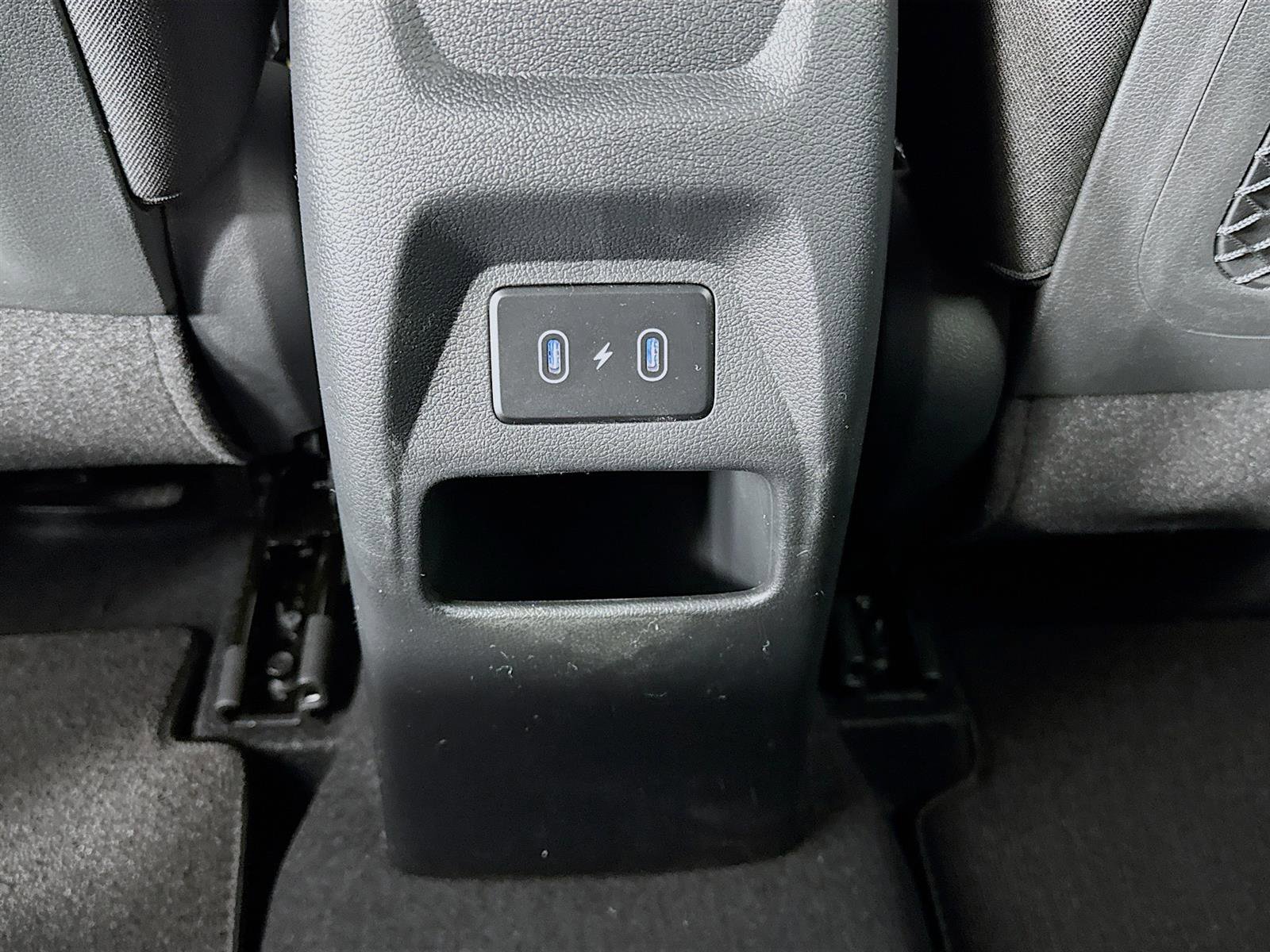 New 2025 Hyundai Venue SEL image 24