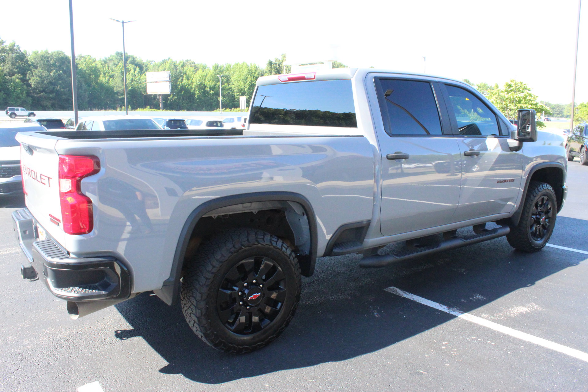 Used 2024 Chevrolet Silverado 2500 Custom w/ Custom Value Package AWD/4WD image 6