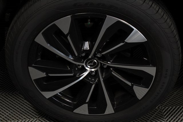 Used 2025 MAZDA CX-50 2.5 Hybrid w/ Premium Plus Pkg image 7