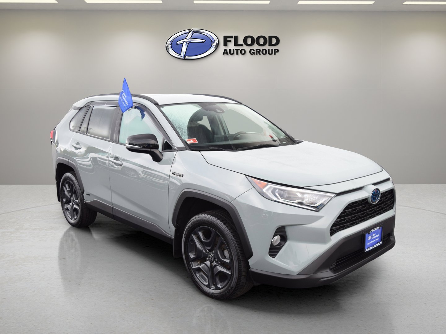 Used 2021 Toyota RAV4 XLE w/ XLE Grade Weather Package