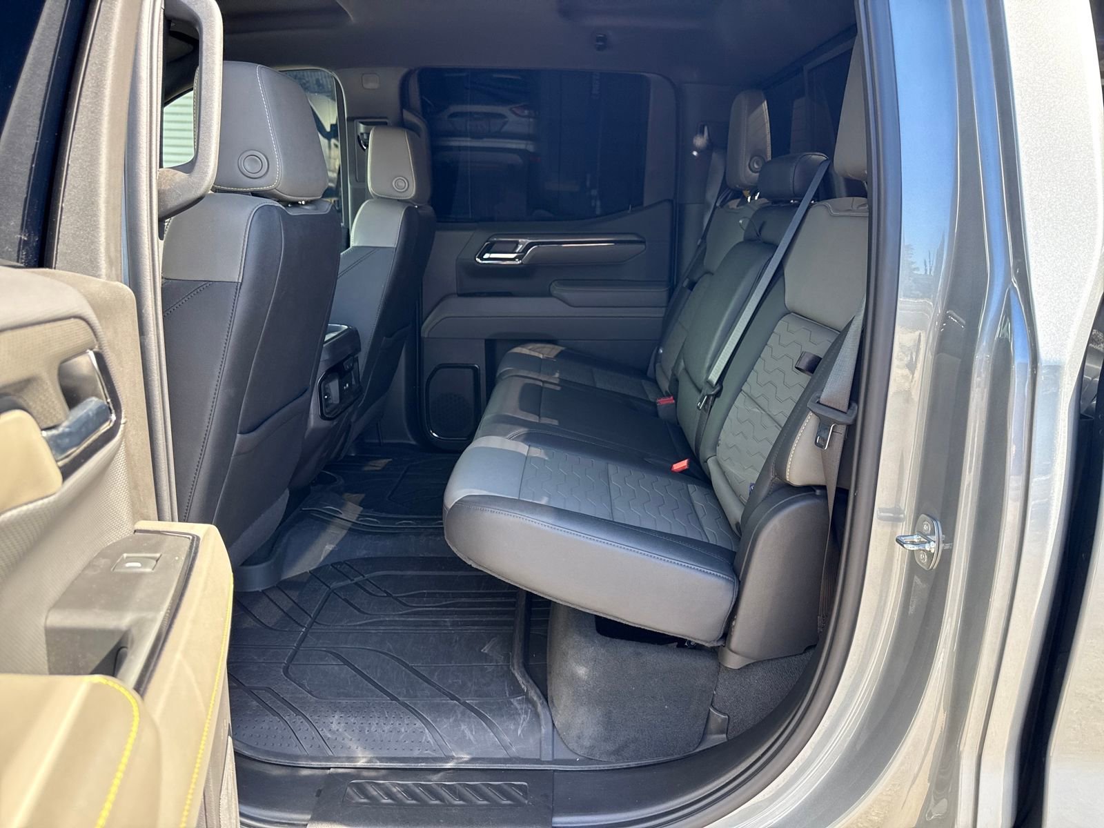 Certified 2024 Chevrolet Silverado 1500 ZR2 image 25
