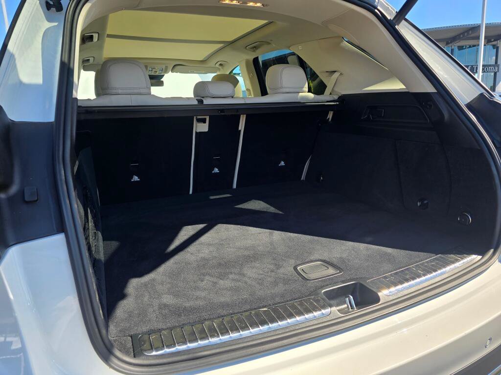 Used 2024 Mercedes-Benz GLE 350 4MATIC w/ Driver Assistance Package image 21