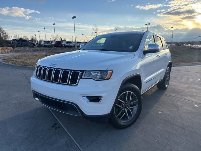 Used 2022 Jeep Grand Cherokee Limited image 3
