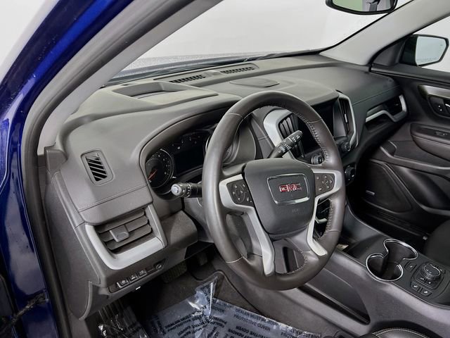 Used 2022 GMC Terrain SLT w/ Infotainment Package II image 9