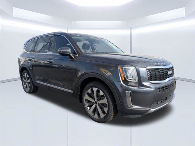 Used 2022 Kia Telluride S image 1