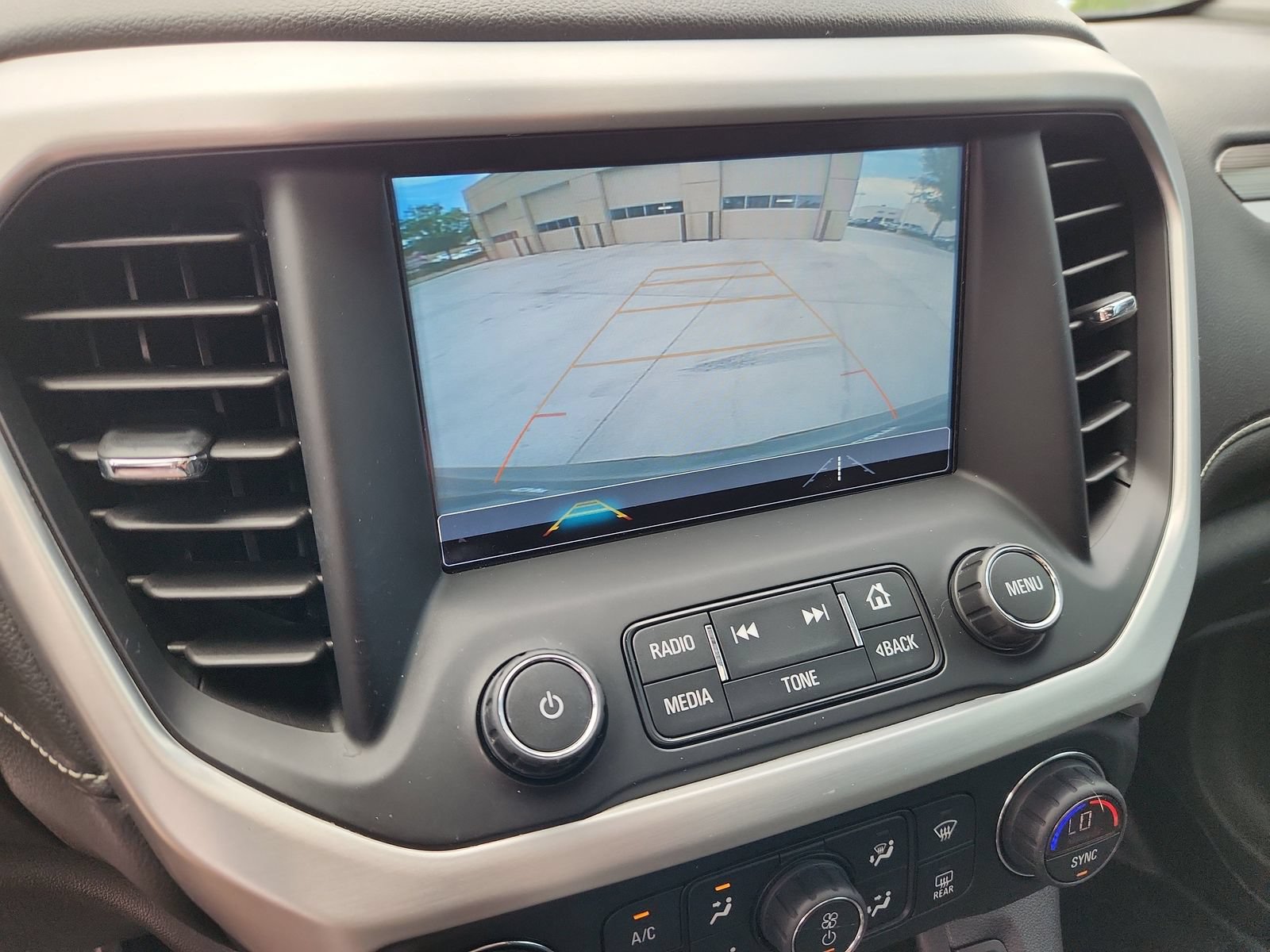 Used 2019 GMC Acadia SLT AWD/4WD image 26